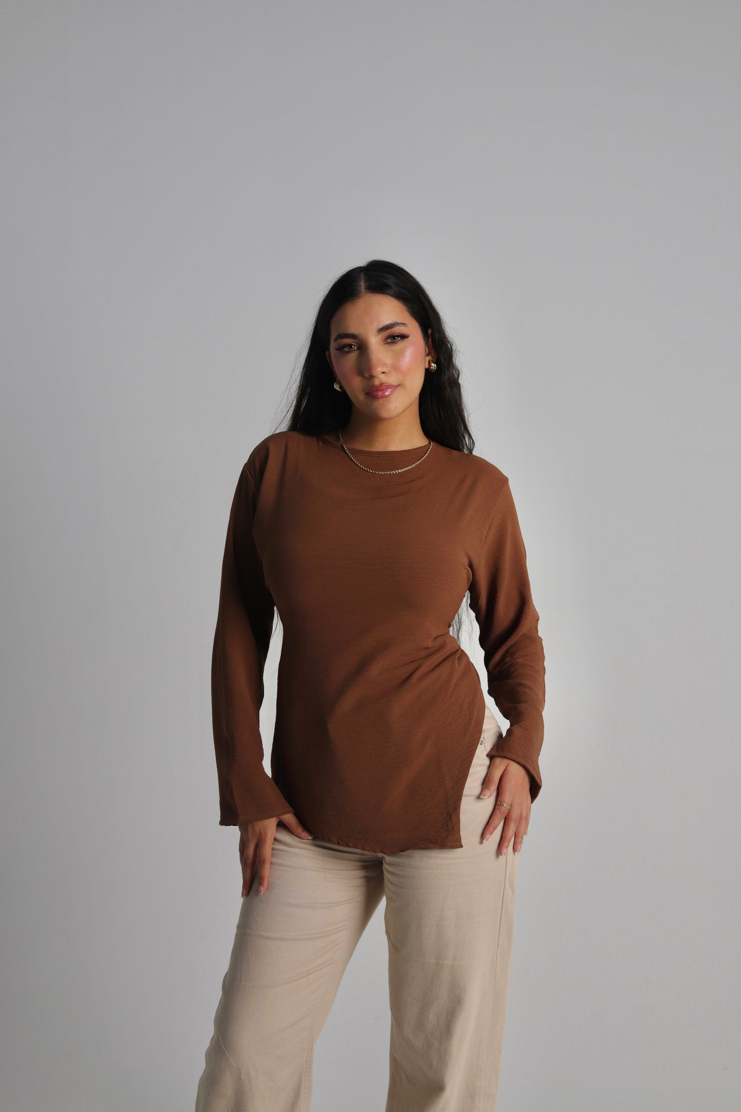 Taya Basic Shirt in Brown