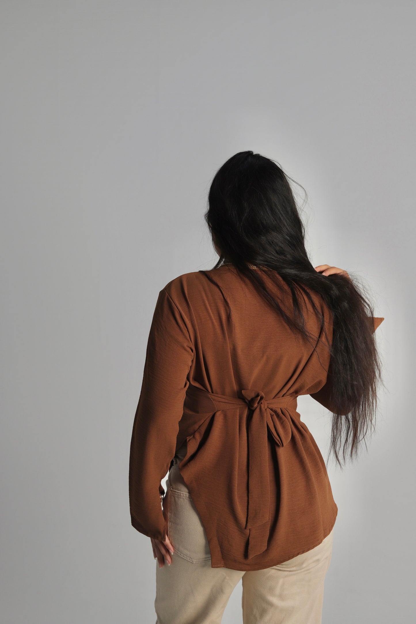 Taya Basic Shirt in Brown