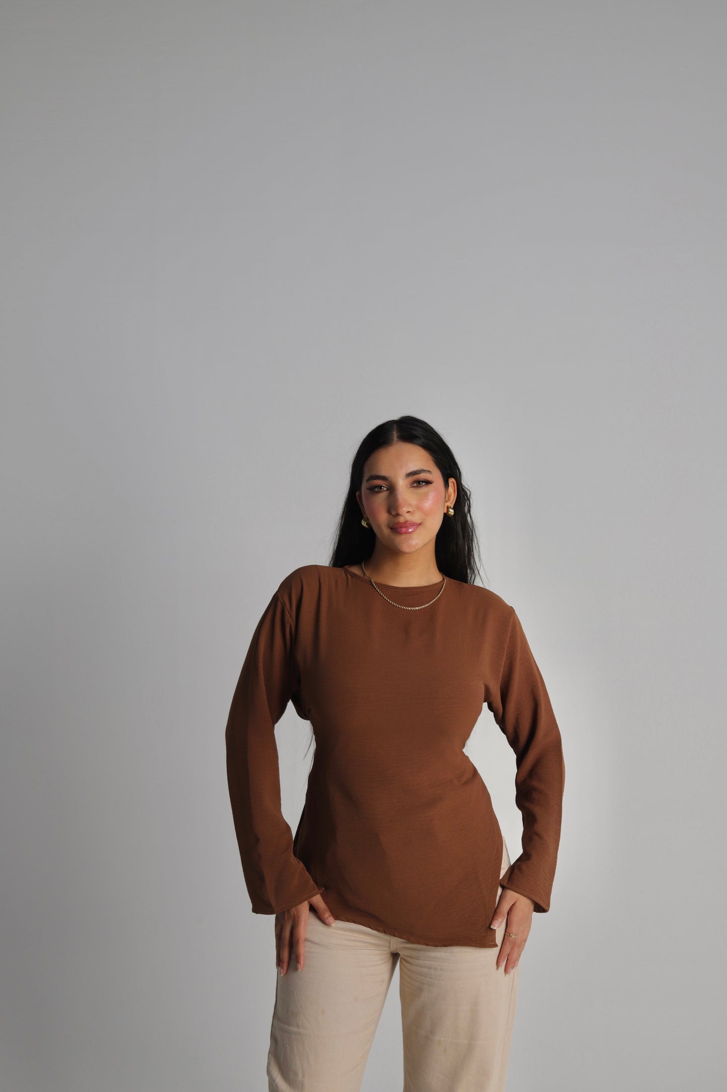 Taya Basic Shirt in Brown
