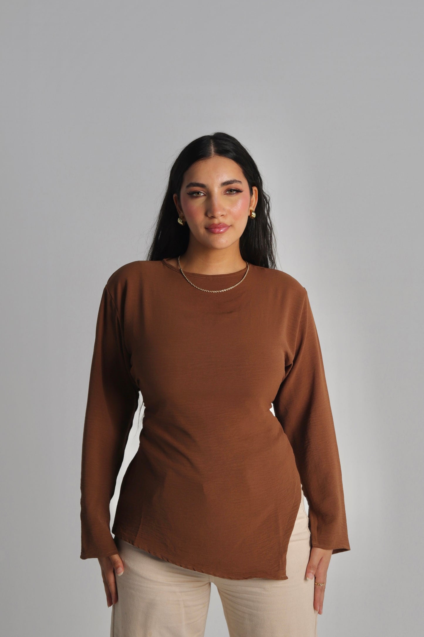 Taya Basic Shirt in Brown